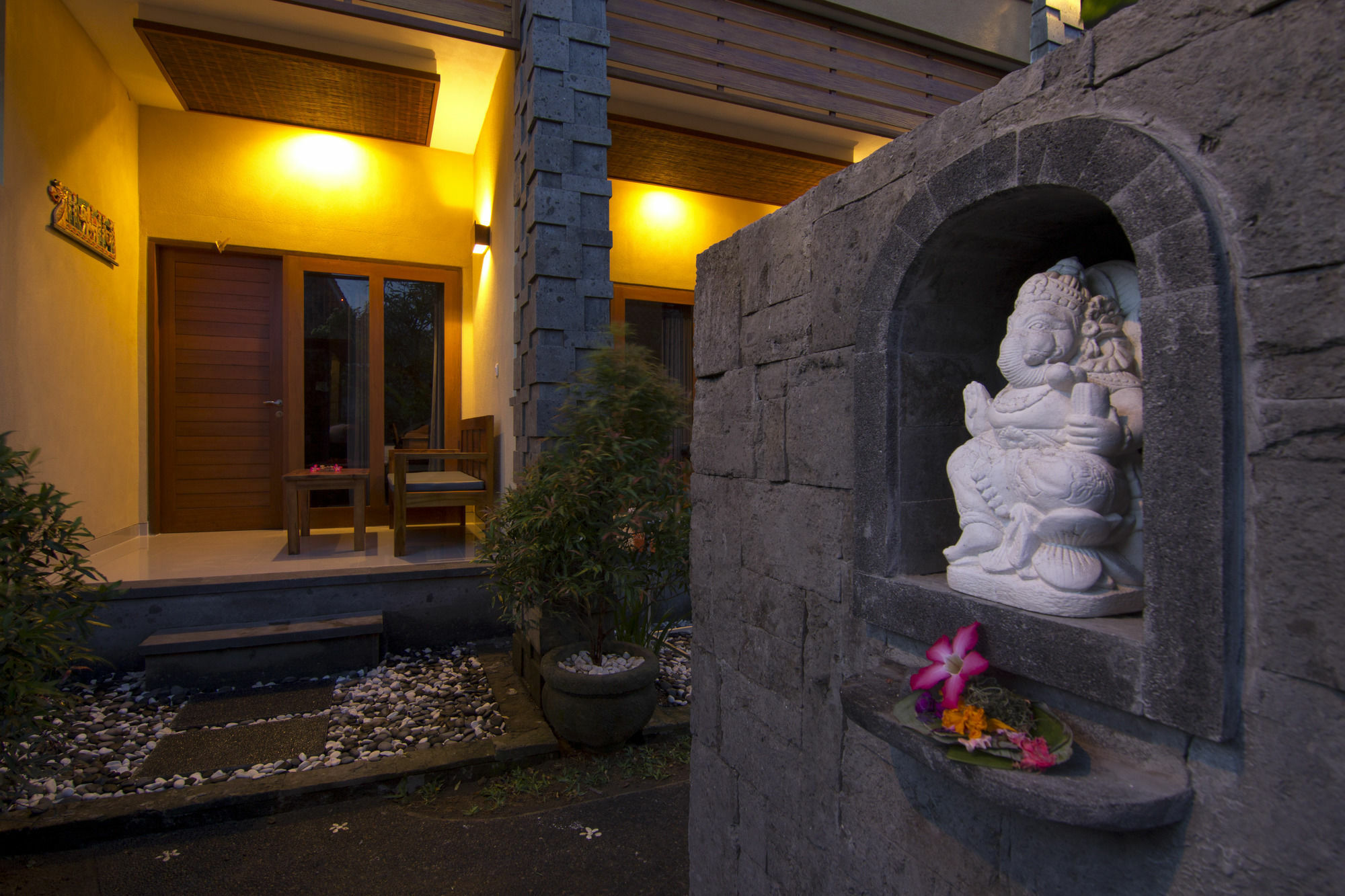Donna Homestay Sanur Εξωτερικό φωτογραφία